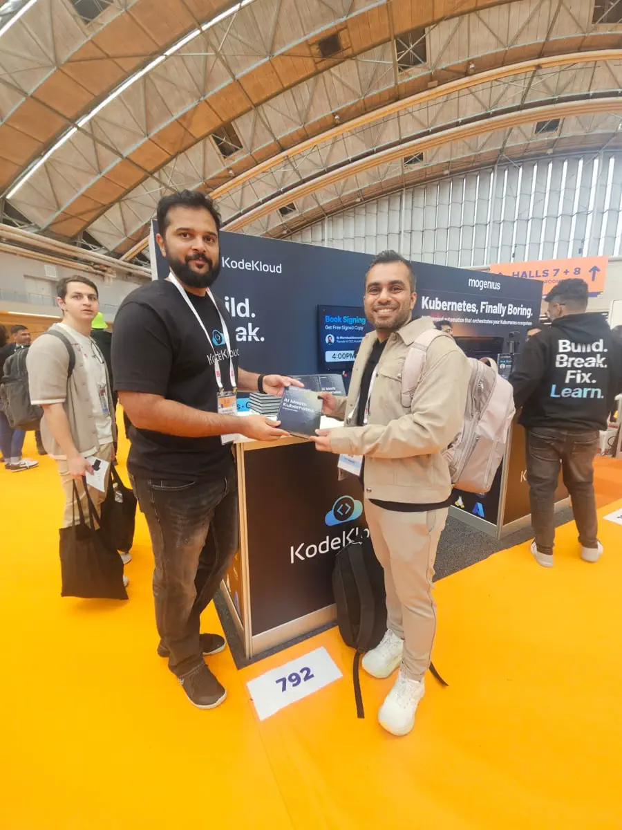 Visitor meeting at the KodeKloud booth during KubeCon + CloudNativeCon Europe 2026.